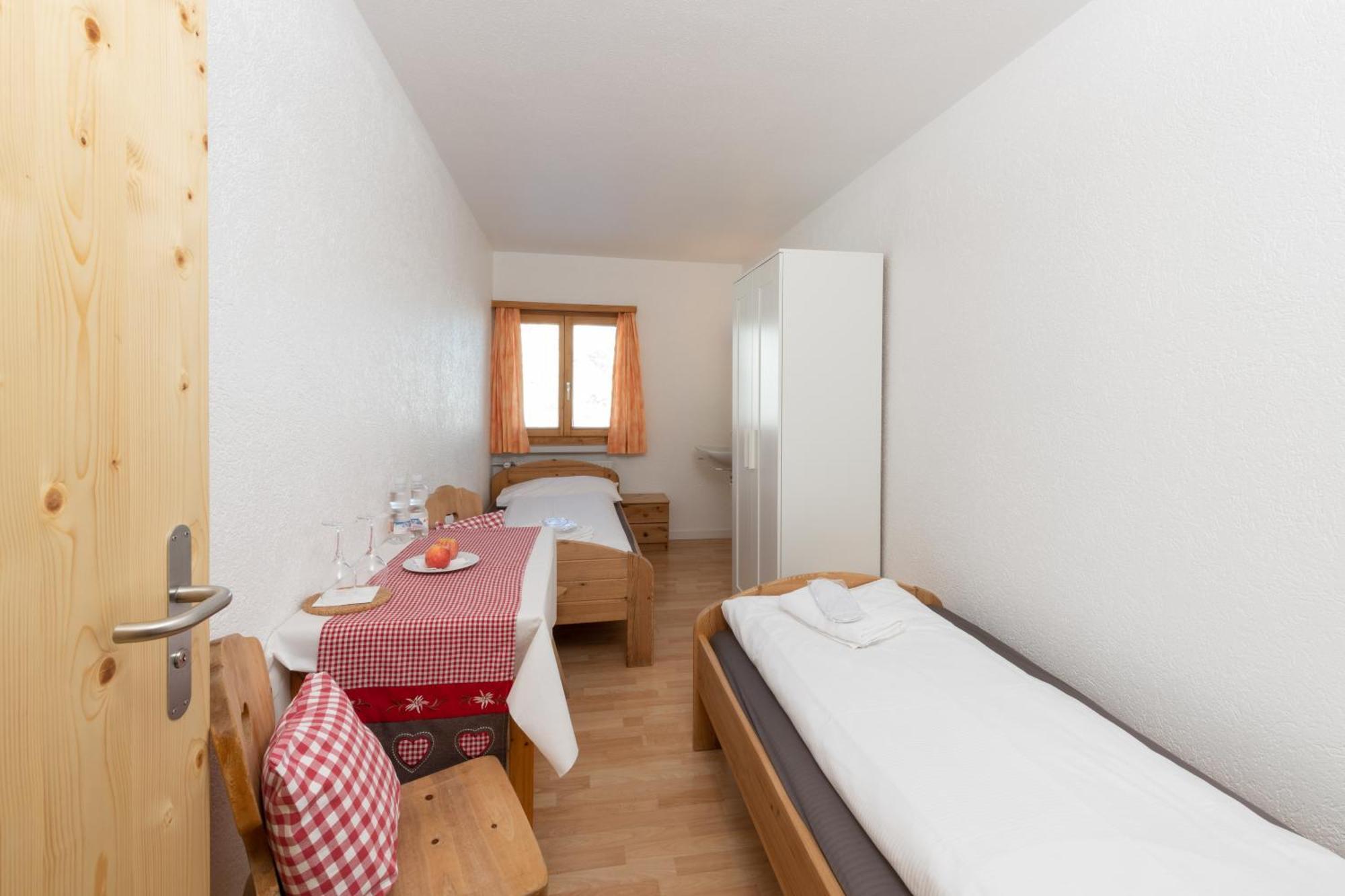 Auberge de jeunesse Berghaus Diavolezza à Berninahäuser Extérieur photo